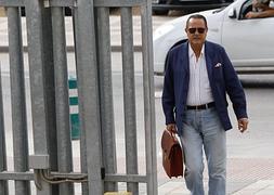 Muñoz y otros siete exediles se enfrentan este miércoles a otro juicio por un delito urbanístico