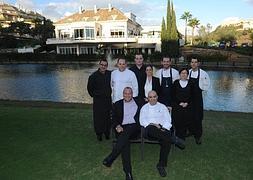 El equipo del restaurante El Lago. :: Josele-Lanza