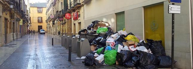Imagen del centro de Málaga, esta mañana. / Yhasmina García