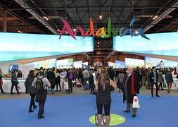 El expositor andaluz, uno de los más visitados de Ifema, recibió el galardón al mejor stand de la edición de Fitur de este año. :: A. G.