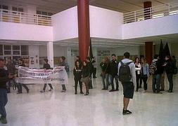 Protestas de estudiantes en la Facultad de Derecho.:: Alexis Ojeda