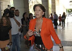 La Audiencia de Sevilla confirma la imputación de Magdalena Álvarez