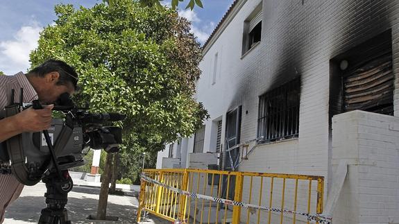 Fachada incendiada. 