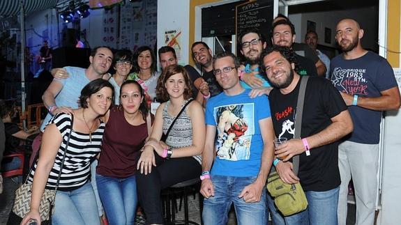 Un grupo de amigos, en Ojén.