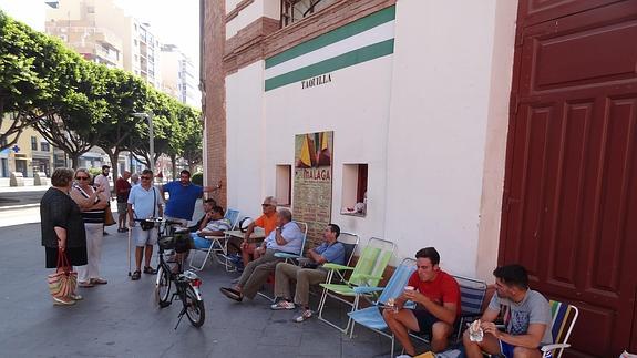 Las taquillas de la Plaza de Toros, esta mañana.
