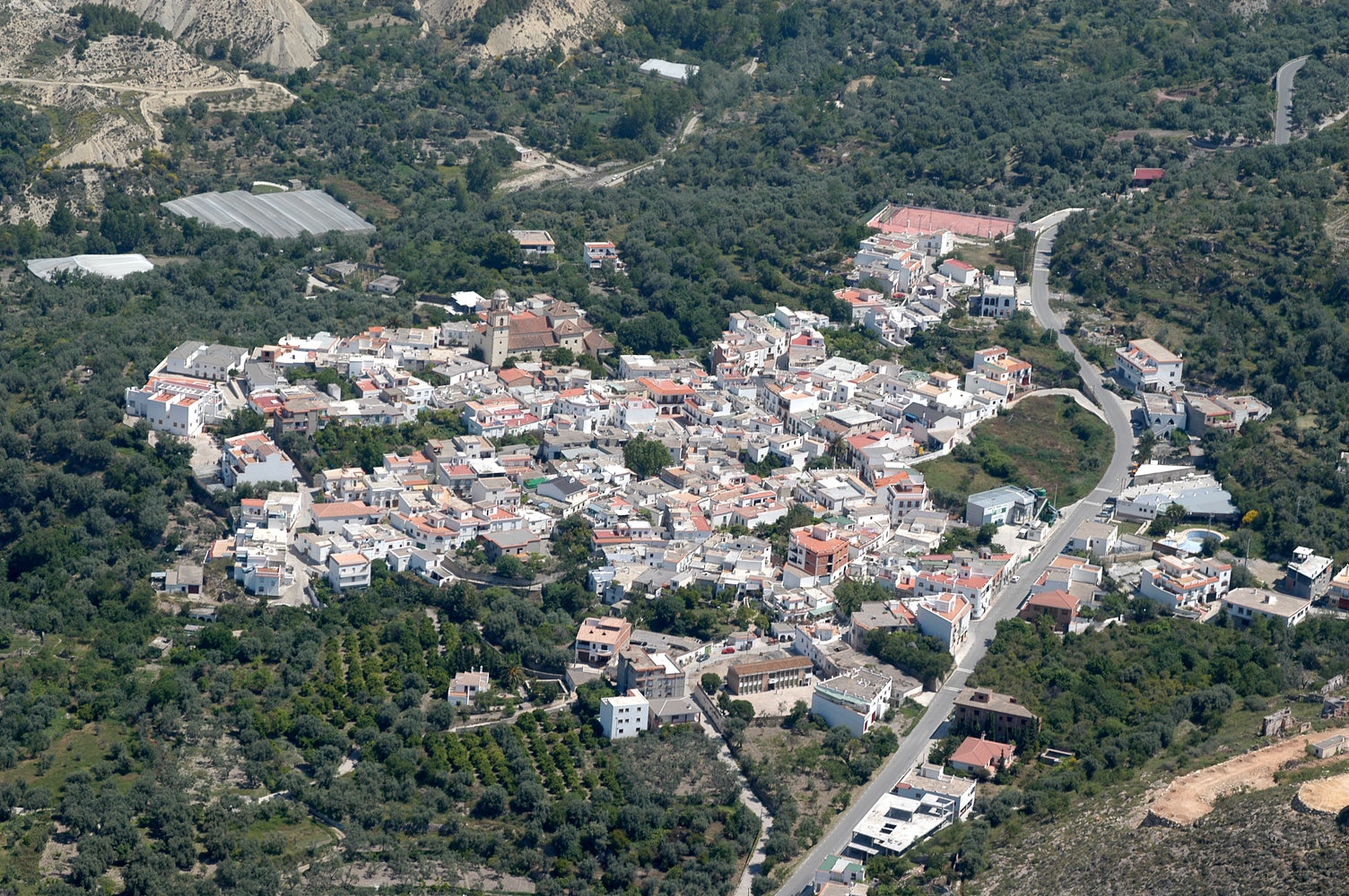 Vista aérea de la localidad de Alcolea, en la Alpujarra almeriense