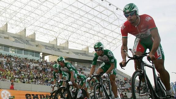 La Vuelta a España salió del estadio de atletismo en 2006. 