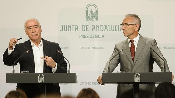 Luciano Alonso, durante la presentación de la nueva ley que cambiará el sistema de los cursos de formación. 