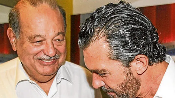 Carlos Slim y Banderas. 