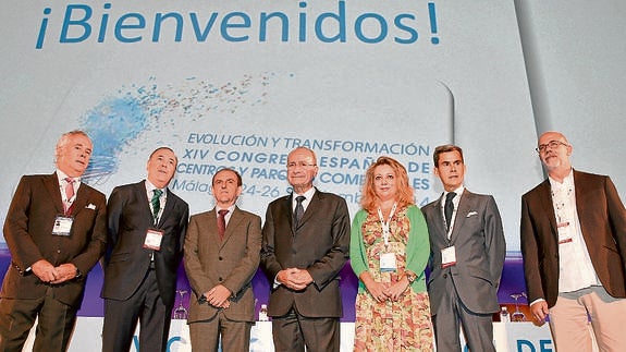 Autoridades, ayer en la inauguración oficial del encuentro. 