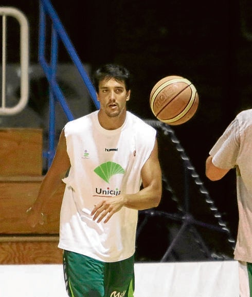 Alfonso Sánchez, una de las grandes novedades. :: unicajab. fOTOPRESS