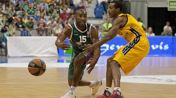 Granger ejecuta un pase durante el partido del viernes ante el Alba Berlín. 