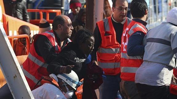 Una de las mujeres rescatadas