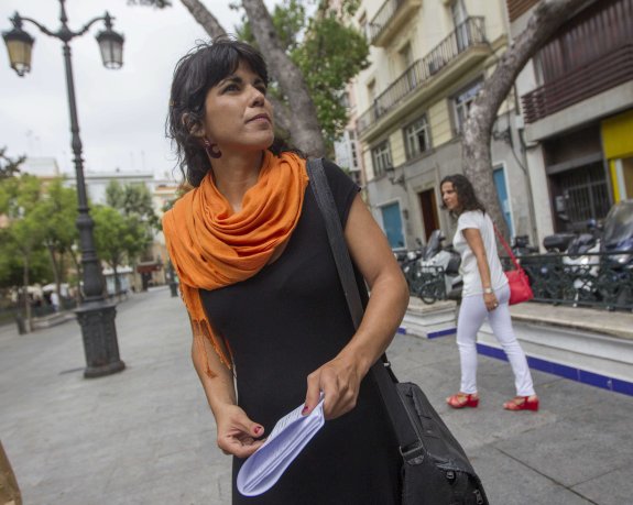 Teresa Rodríguez, fotografiada en Cádiz el pasado mes de marzo. :: víctor lópez / efe