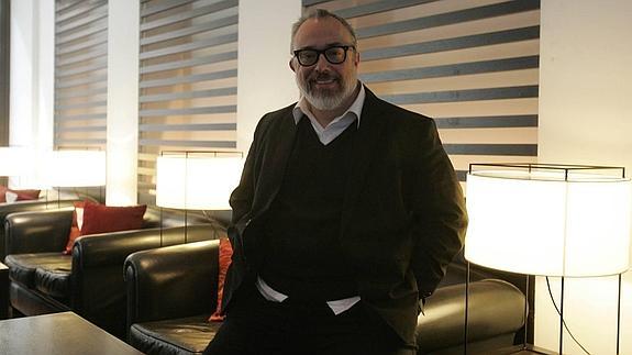 Álex de la Iglesia, la pasada semana, en el hotel Molina Larios tras la entrevista.