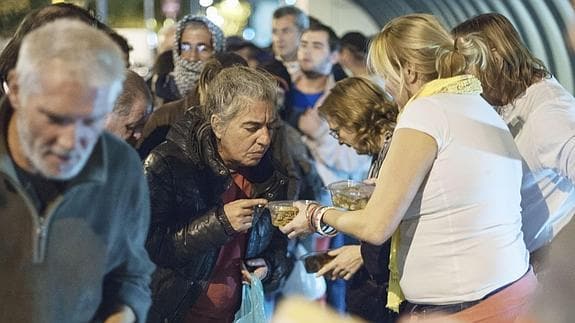 Málaga, entre las tres primeras ciudades de España en volumen de movimientos solidarios.