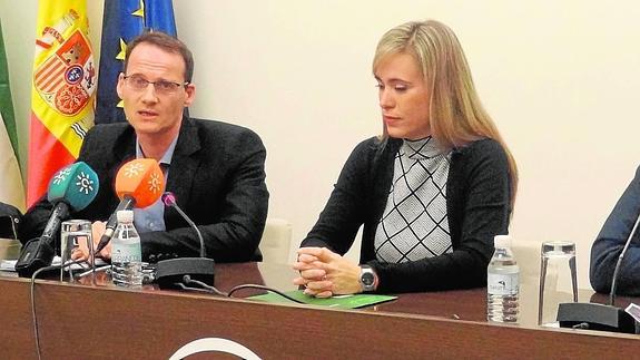 Sébastien Courtois, Patricia Alba y Juan José Téllez, ayer en la presentación de la programación.