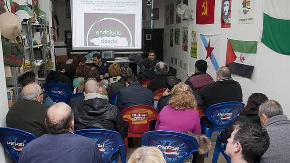Detalle de la reunión de ayer en Er llano.