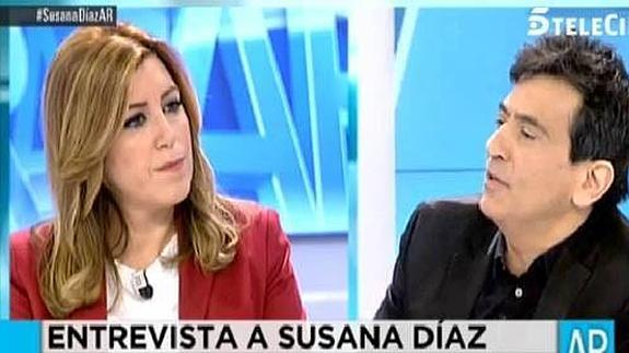 Susana Díaz y Arcadi durante la entrevista.