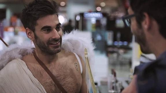 El Corte Inglés promociona San Valentín con un corto de una pareja gay