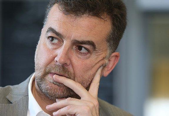 Antonio Maíllo no cree que la homosexualidad en la política sea un tabú en su partido. 