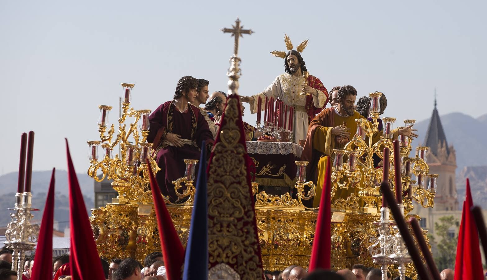 Itinerarios de las procesiones del Jueves Santo 2017