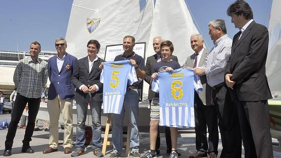 Duda acudió a la presentación del barco con el que competirá el Málaga.
