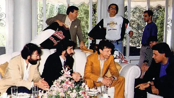 PinoSagliocco organizó una entrevista entre Jagger y Felipe González en 1990.