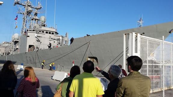 La fragata 'Reina Sofía' se podrá visitar este fin de semana en el puerto de Málaga