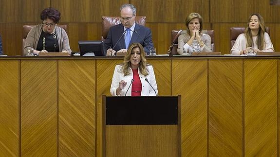 Susana Díaz, durante su intervención ayer en el Parlamento andaluz.