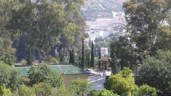 Vista del balneario, tras unos primeros metros de recorrido