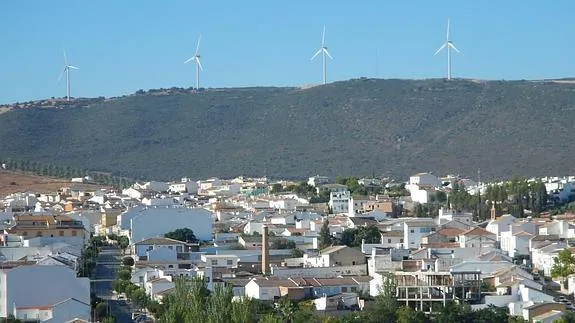 Vista de Villanueva de Algaidas desde el camino que va hacia el polígono