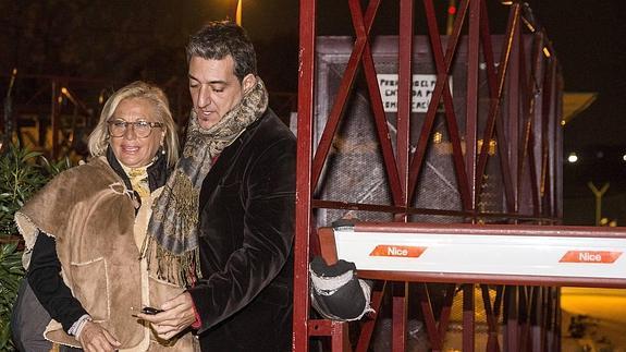 Maite Zaldívar, a su salida esta tarde de la cárcel. 