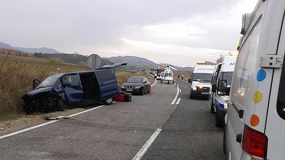 Imagen del accidente en el que falleció un joven alemán en el municipio de Teba. 