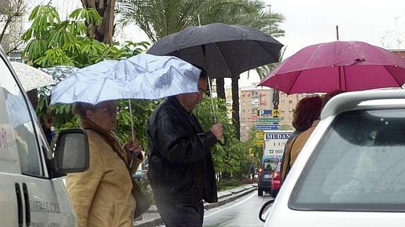 Los paraguas harán falta este martes en Málaga, según Aemet
