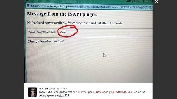 Uno de los tuits de queja del mal funcionamiento del LexNet.