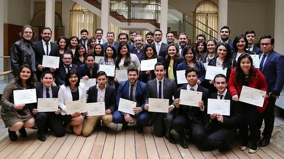 Más de 30 alumnos de México finalizan en la UMA un curso de gestión sobre empresas turísticas