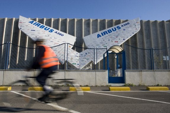 Airbus en Puerto Real. :: efe