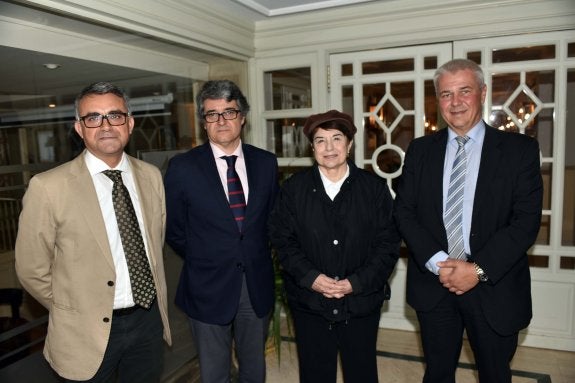 El gerente del Qualifica advierte de que la falta de Gobierno tiene paralizado el Plan