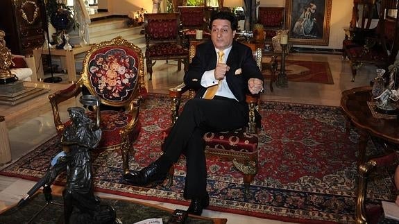 Shoja Shojai declaró tras ser detenido que todo era un complot de las chicas. 