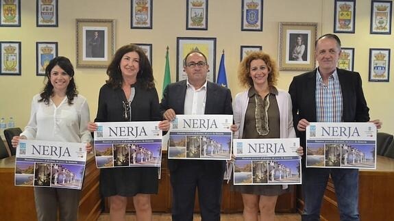 Nerja busca apoyos para convertirse en el pueblo costero con más encanto de España