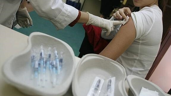 Las farmacias malagueñas continúan desabastecidas de vacunas contra la meningitis B