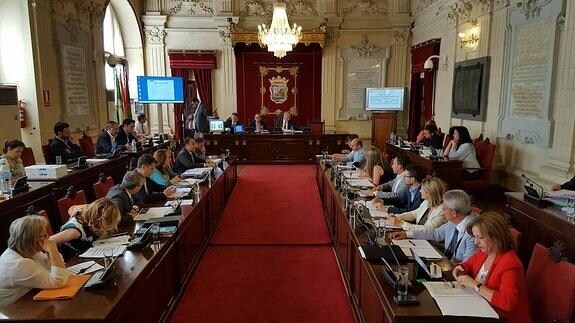 El pleno del Ayuntamiento de Málaga declara a Otegi persona non grata