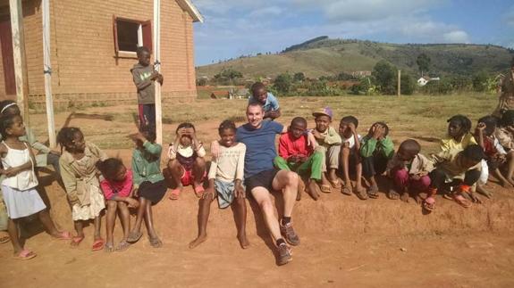 Fernando, en uno de sus viajes a la zona. 