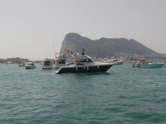 Barcos deportivos, concentrados en la Bahía de Algeciras. :: sur