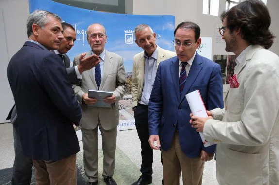 Andrade, Hernández, De la Torre, Moro, G. de Lara y De la Cruz. 