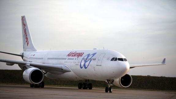Doce vuelos Málaga-París de Air Europa cancelados por la huelga de pilotos