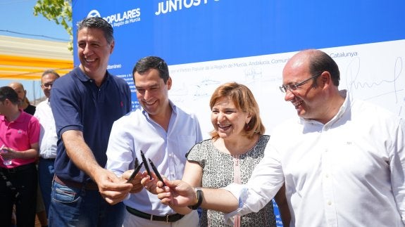 García Albiol, Moreno, Bonig y Pedro Antonio Sánchez. :: efe