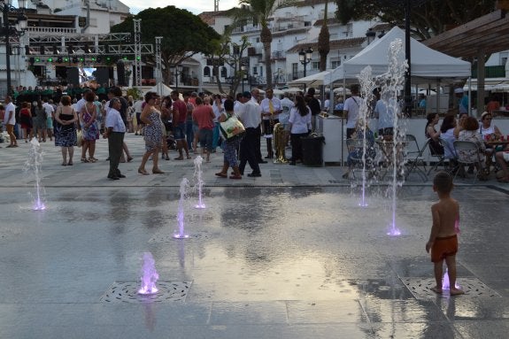 LA PLAZA VIRGEN DE LA PEÑA DE MIJAS, ABIERTA A LOS OCHO MESES