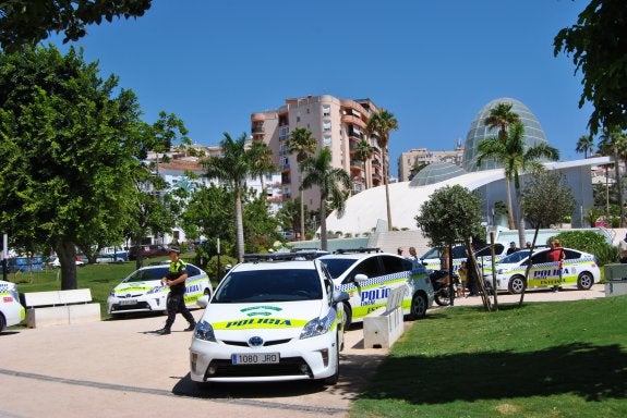 LA POLICÍA LOCAL DE ESTEPONA EXPONE SUS VEHÍCULOS